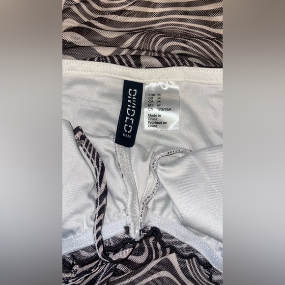 DIVIDED H&M DRESS PRINTED SIZE M EXCELLENT CONDITIONS - Picture 9 of 9